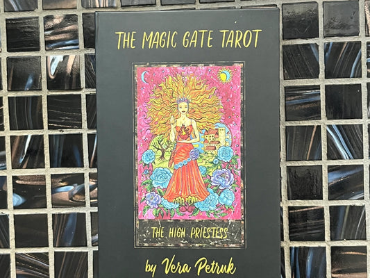 The Magic Gate Tarot: Vera Petruk