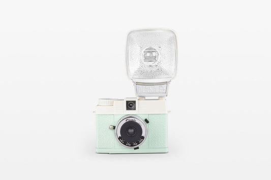 Diana Mini Picnic & Flash Half-frame & Square Camera